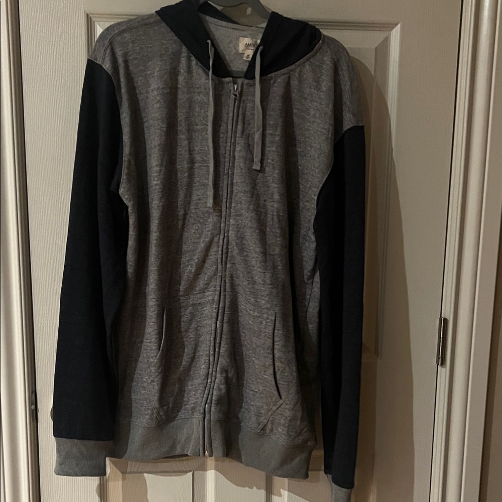 Men's Two-Tone Gray and Black Zip-Up Sweater